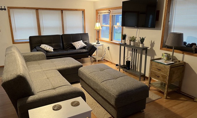 Verona Beach Cottage | Verona Beach Lakeside Retreat - Near attractions! Lots of Amenities!