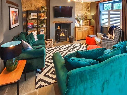 Tideswell House | Verona House
