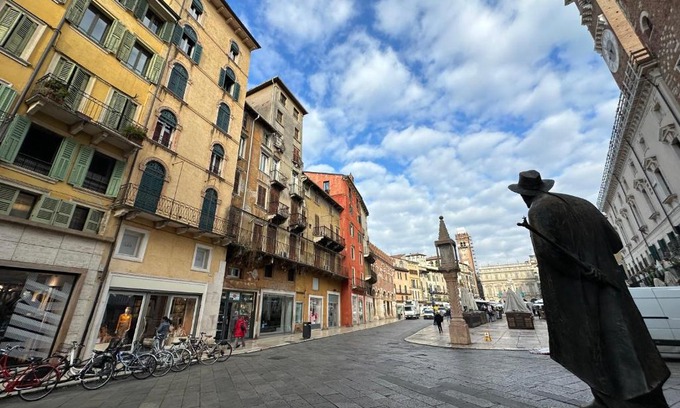Citta Antica Apartment | Verona Luxury Flats Piazza Erbe, floor 3