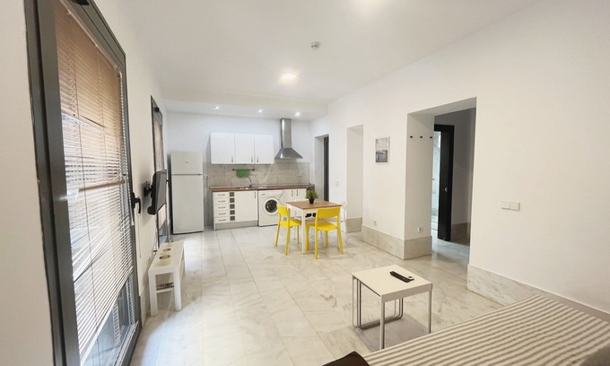 San Julian Apartment | Veronica Comfort 4