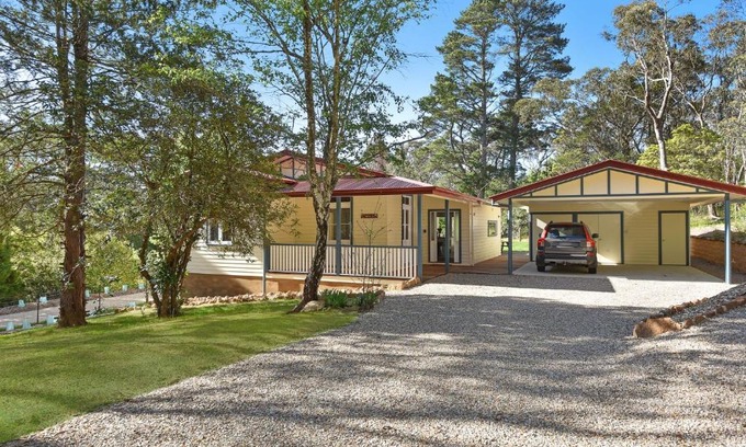Wentworth Falls House | Veronicas House and Cottage