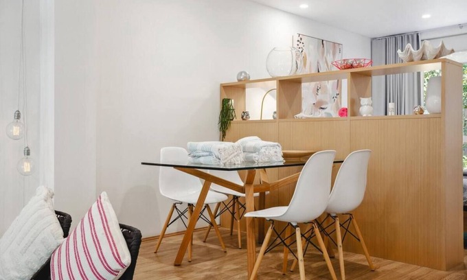 Cottesloe Apartment | Very chic, very coastal… very Cott!