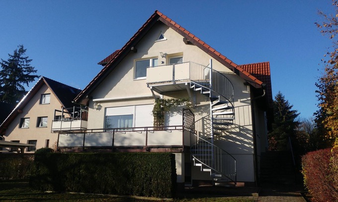 Oberhavel Apartment | very cozy 2-room attic apartment in Hohen Neuendorf OT Borgsdorf
