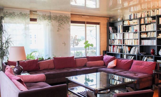 Centre Ville Apartment | Very large apt with balcony and secure parking