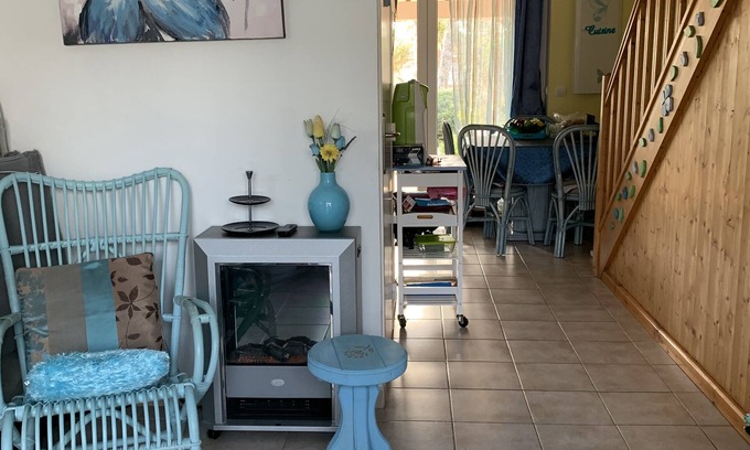 Calvisson House | VERY NICE, BRIGHT, COMFORTABLE HOUSE, T3 TRAV. CLIM in Leisure Res.