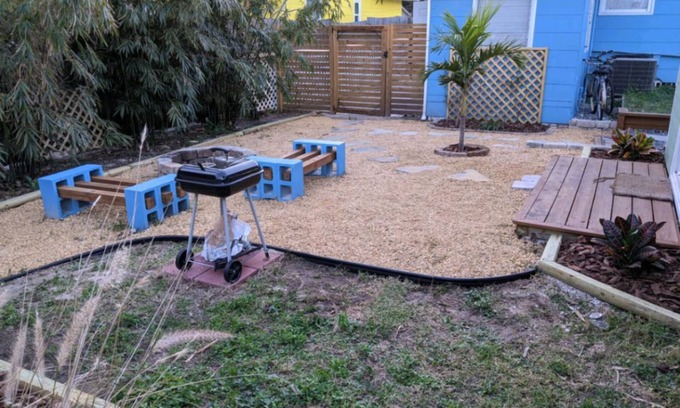 Clearwater Cottage | Very private, backyard cottage near Downtown Dunedin. 15 mins from beaches