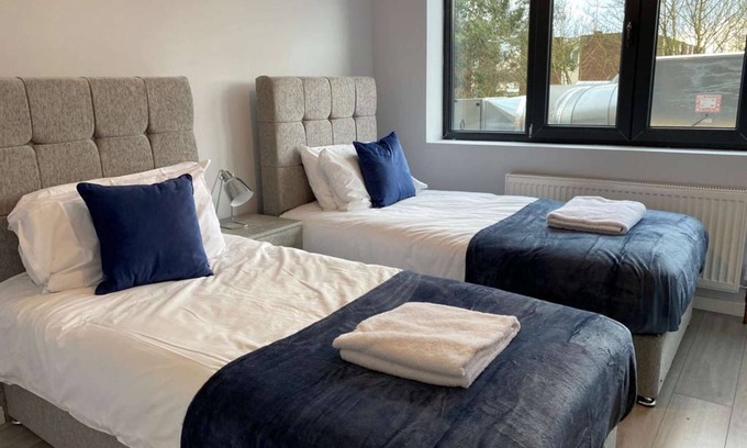 Cranford Apartment | Very spacious apartment