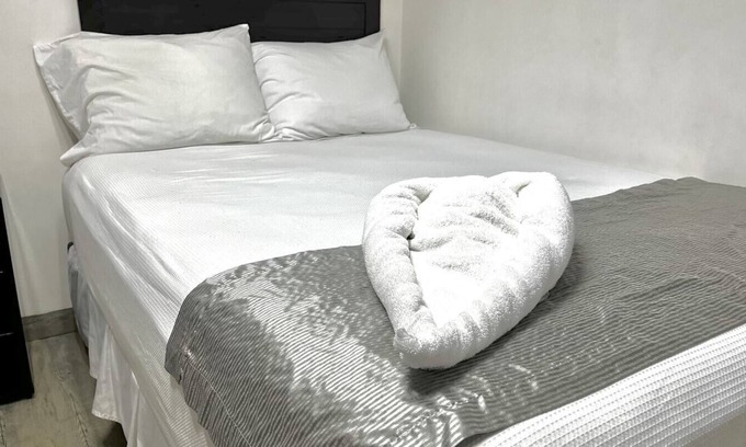 Escandon I Seccion Apartment | VH | Private Suite + Double Bed and Rooftop | Escandón | 232