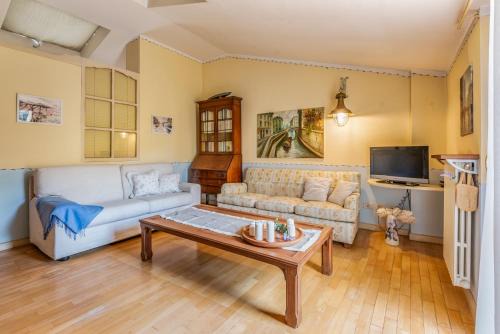 Zona Zara Apartment | Via Delle Abbadesse 50 4 Pax Wi-Fi