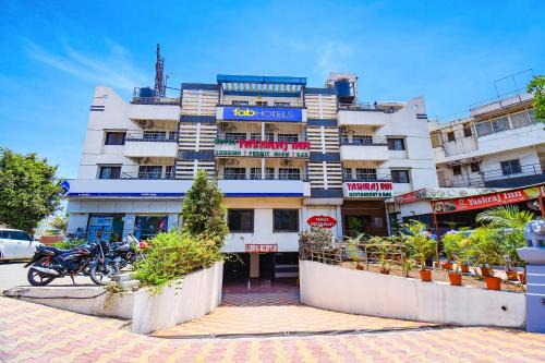 Wagholi Hotel | Via Yashraj Inn - BJS College