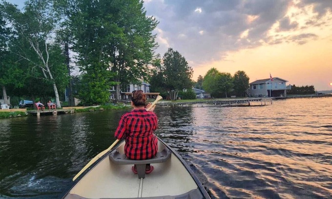 Dunsford Cottage | Vibrant Kawartha Lake Cottage