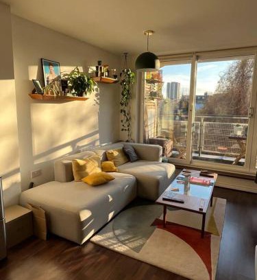 Hackney Central Apartment | Vibrant & Modern 1BD Flat - Hackney