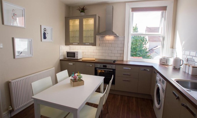 Llandudno Apartment | VICTORIA 24
