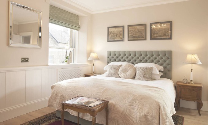 Stow-on-the-Wold House | Victoria House Stow