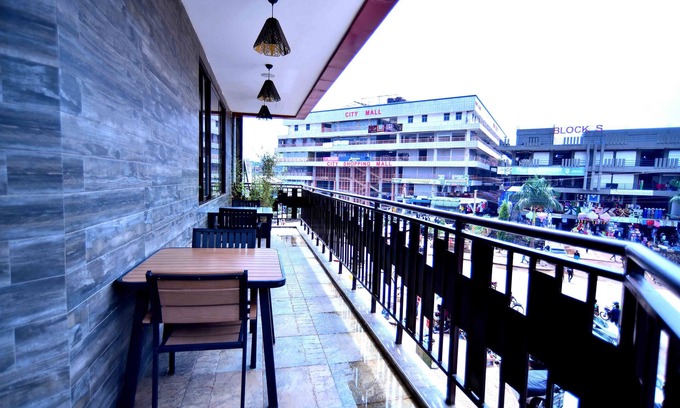 Kampala Hotel | Victoria Mews Hotel