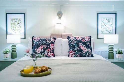 Leamington Spa Apartment | Victoria Park Studio 3 - Free Parking, Amazon Prime, WiFi, Town Centre
