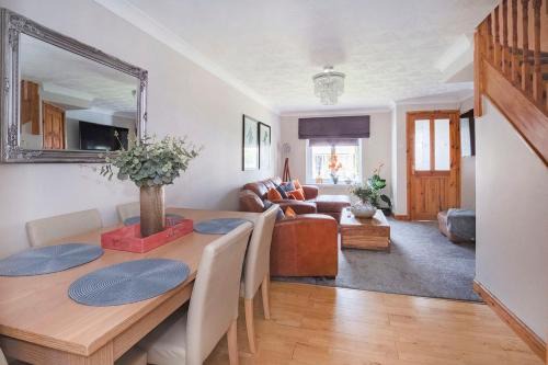 Huntington House | Victoria Retreat