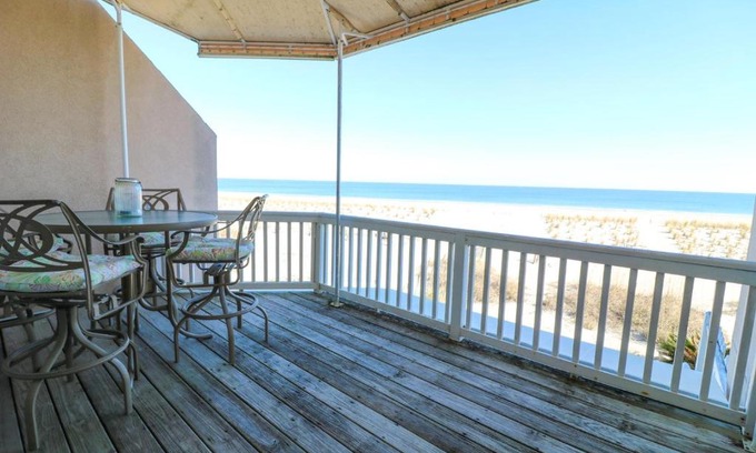 Tybee Island House | Victoria's Beachfront Retreat