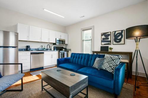 Hough House | Victorian Cleveland Clinic With Queen Bed, Sleeps 3