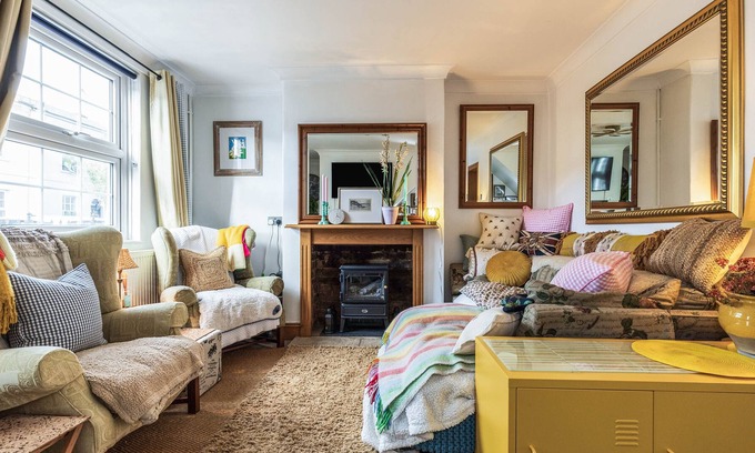 Montpellier Cottage | Victorian Cottage set in Conservation area 100m from the ever popular Bath Road