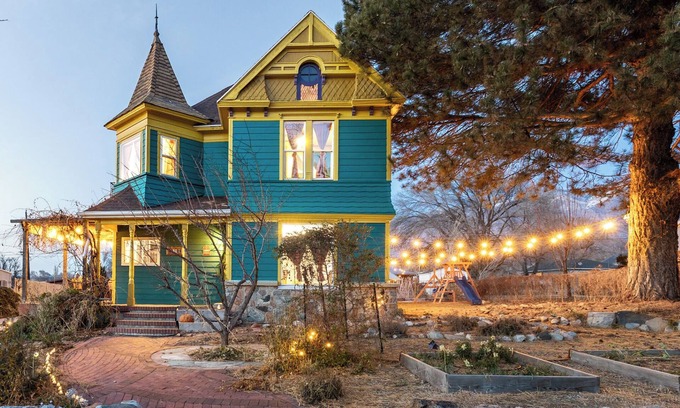Ogden Villa | Victorian Luxury, Big Groups, Jacuzzi