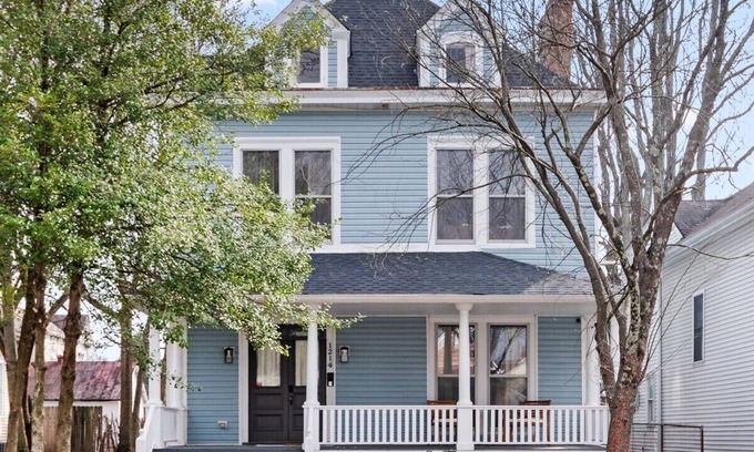 New Albany House | Victorian near Louisville - PGA Tour, Derby, NULU