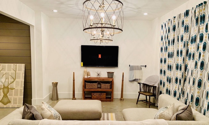 Palmetto Apartment | Victorian Terrace @ Serenbe - Escape the City