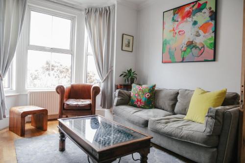 Salisbury House | Victorian Terraced House in Salisbury; 3 bedrooms