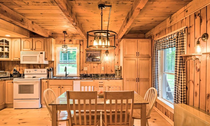 Victory Cabin | Victory Cabin w/Hot Tub, By Skiing & VAST Trails!