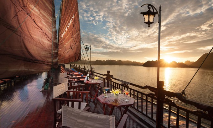 Hon Gai Boat Rental | Victory Cruise