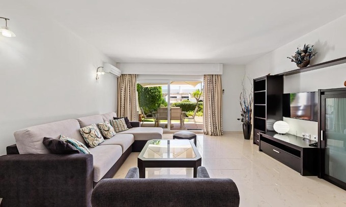 Quinta do Lago Apartment | Victory Village 2A