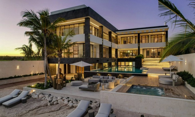 Punta Cana House | Vida Bella: Oceanfront estate w/private beach, full staff, pool, gym & cinema