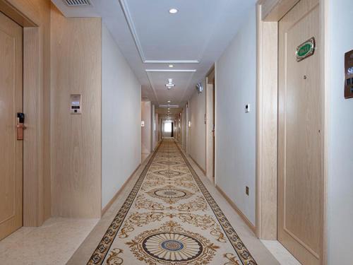 Wuhan Hotel | Vienna Hotel (East Plaza of WuHan High-Speed Railway Station)