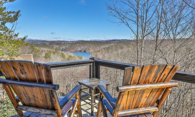 Ellijay House | View-tiful Getaway! Hot-tub, Firepit, Dog-friendly with fenced yard!