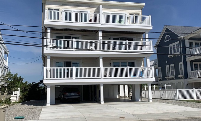 Dennisville House | VIEWS! VIEWS! VIEWS! Enjoy fantastic Ocean and Bay Views