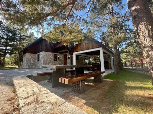 Risovac Ski Chalet | Vikendica Anamaria Blidinje
