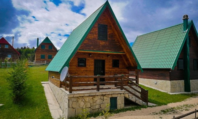 Zabljak Ski Chalet | Vikendica Anja