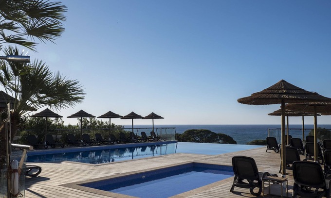 Lagoa e Carvoeiro Hotel | Vila Alba Resort