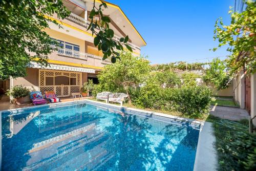 Tirana House | Vila Rroshaj