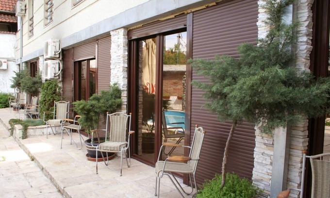 Savski Venac Hotel | Vila Senjak