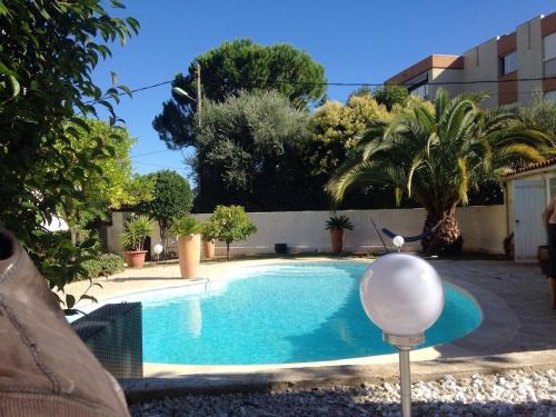 Le Cannet Villa | Villa élégante avec piscine privée à Le Cannet