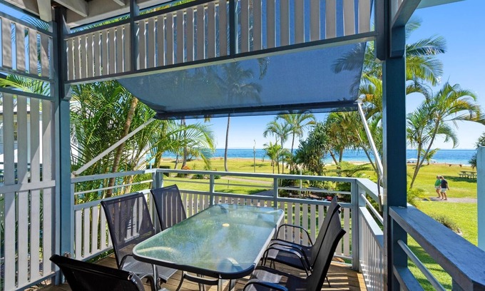 Brisbane Waterfront House | Villa 07 Moreton island