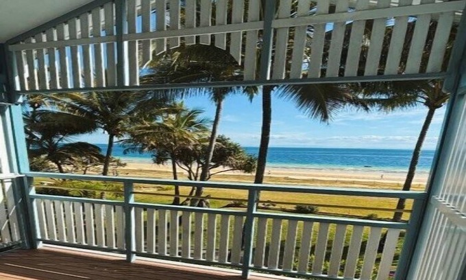 Brisbane Waterfront House | Villa 18 Moreton island