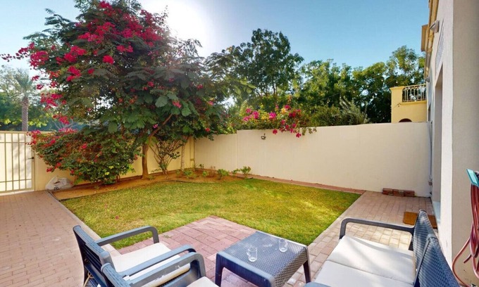 Emirates Hills Apartment | Villa 21 Springs 2, The Springs