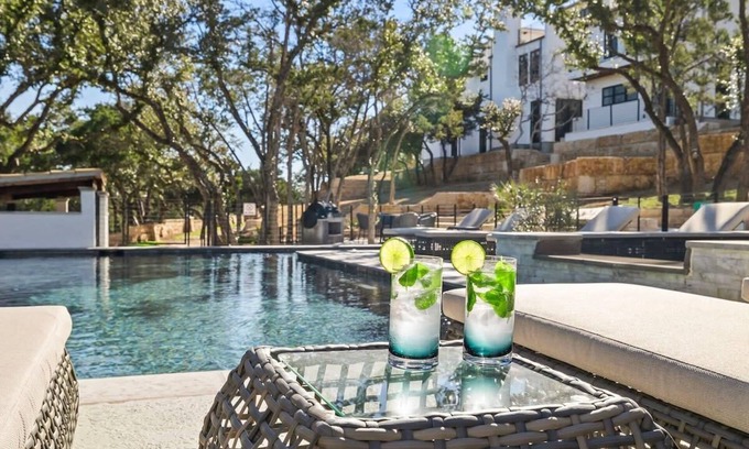 Spicewood Villa | Villa 3: 2-Bedroom|Firepit|Pool|Hot tub|Yoga