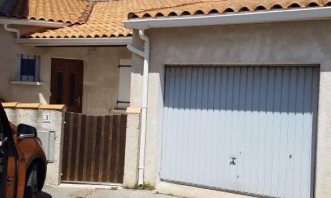 Agen-d'Aveyron House | Villa, 300m from the beach in Frontignan plage, Hérault, 34110