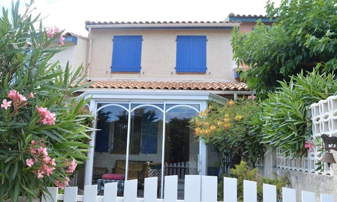 Saint-Pierre-la-Mer House | Villa 4 pièces avec véranda, proche plage, parking privé et BBQ - Saint Pierre la Mer - FR-1-229D-107