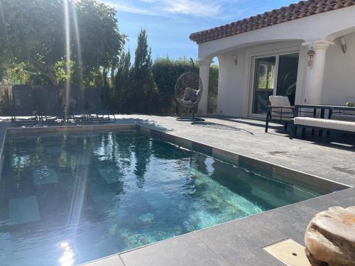 Ensues-la-Redonne Villa | Villa 6 couchages sur la côté bleue avec piscine