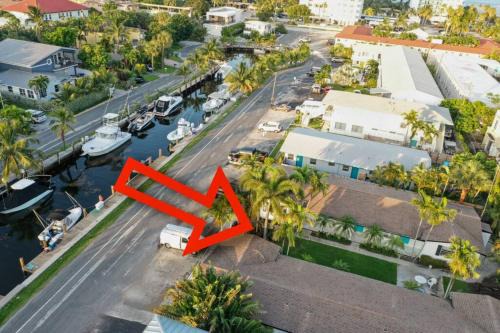 Pompano Beach Apartment | Villa#6 House in Pompano at 4 minutes from the beach!