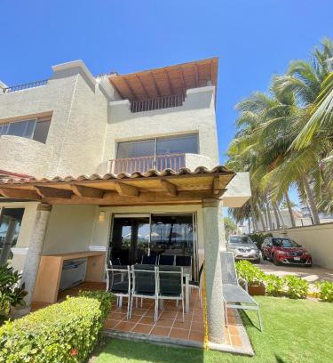 Ixtapa Villa | Villa 8 frente al mar
